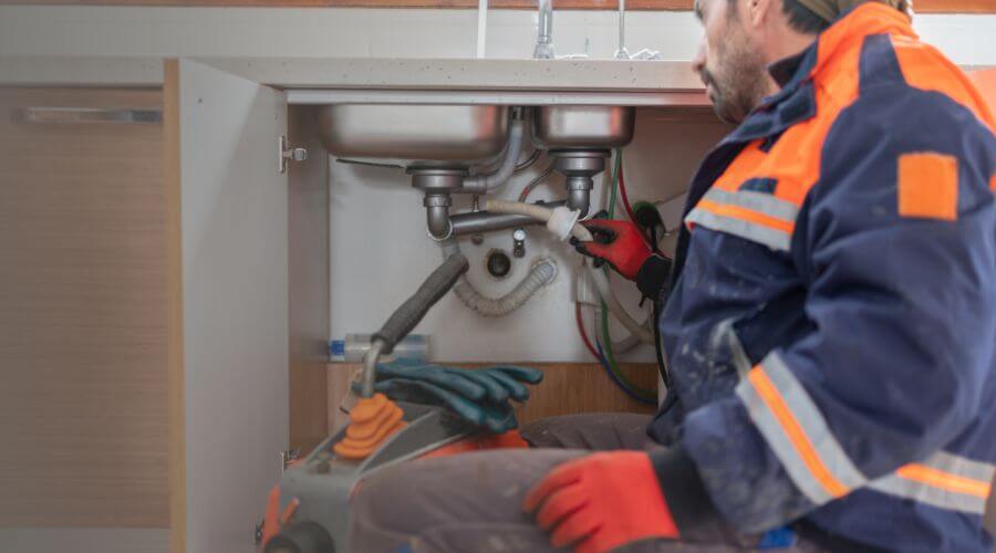 Professional tankless water heater installation services in McKee, KY